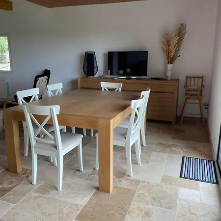 Ferienhaus Le De Serrieres *